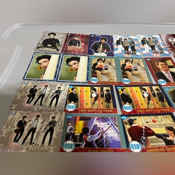 Jonas Brother Trading Card Lot - Picture 2 of 4